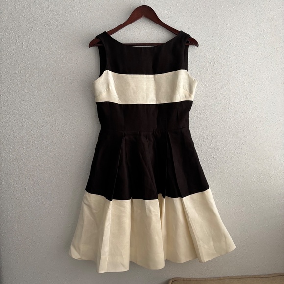 kate spade Dresses & Skirts - Kate Spade Gayle Black & Ivory Wide Stripe Sleeveless Fit & Flare Dress